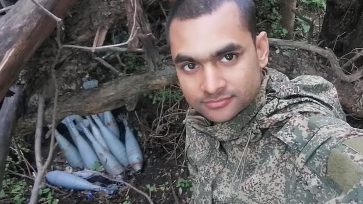 ইলেকট্রিশিয়ানের কাজের আশ্বাস পেয়ে রাশিয়ায় গিয়েছিলেন আল মামুন। তাঁর মৃত্যুর খবর এসেছে বাড়িতে। ছবি: পরিবার থেকে পাওয়া