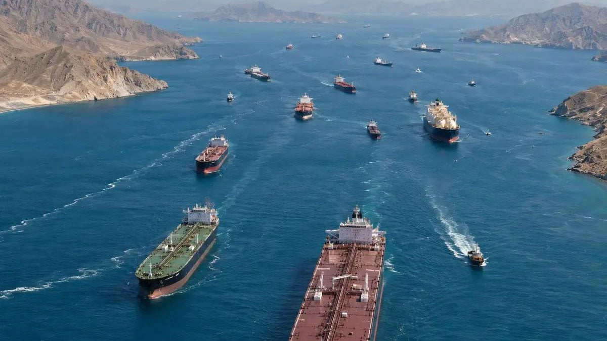 Ships-Moving-Through-Strait-Of-Hormuz-24-08-2026