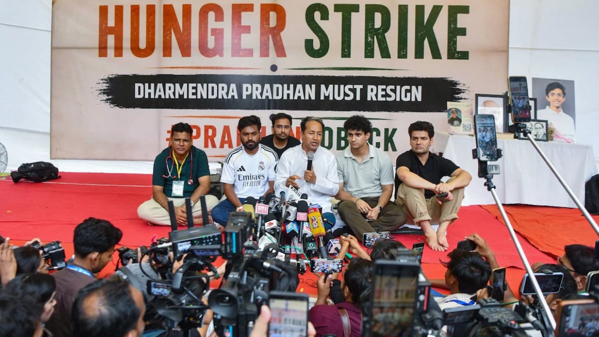 Sonam Wangchuk speaks to the media on the 2nd day of his hunger strike on June 29