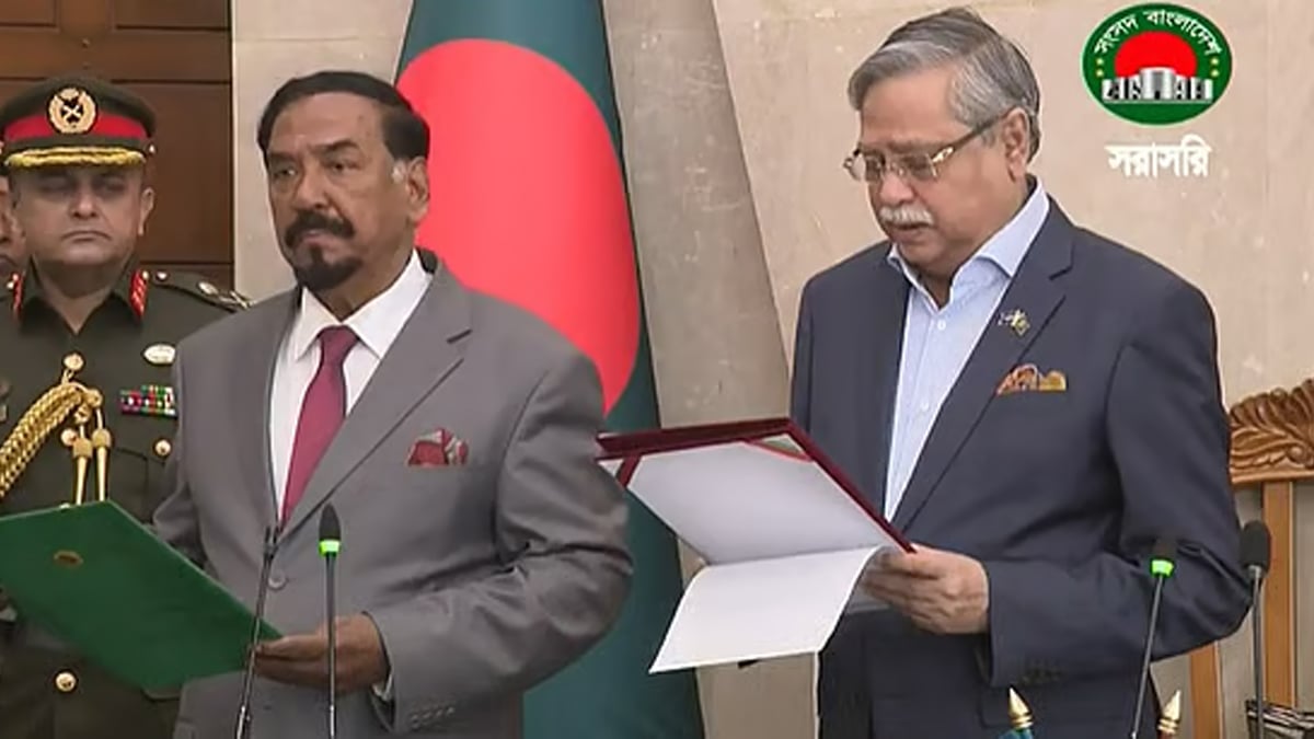 শপথ নিলেন স্পিকার