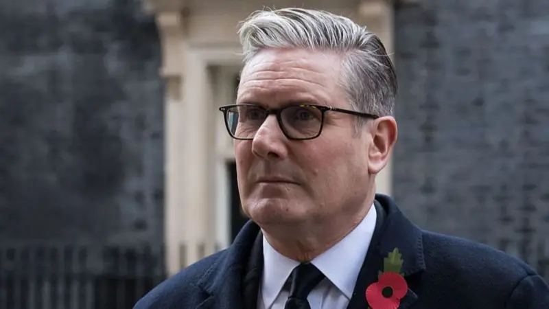 Starmer will fight against attempts to remove