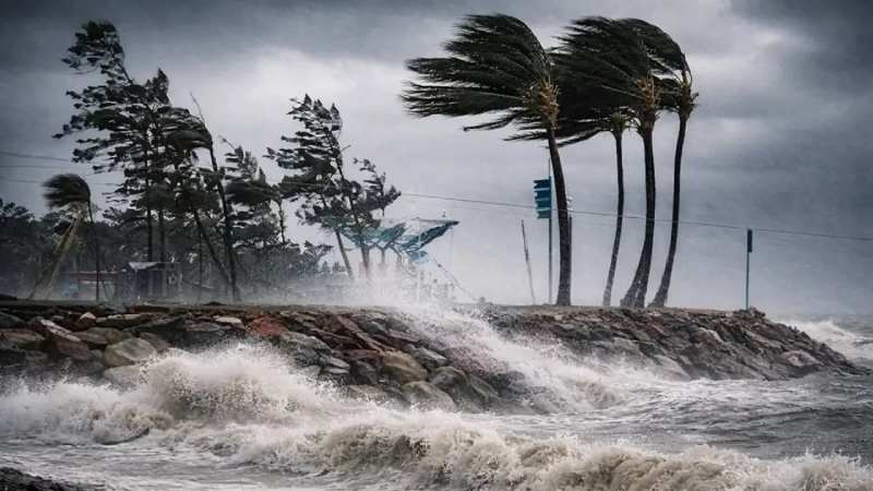 সাগরে লঘুচাপ: ৭ জেলায় ঝোড়ো হাওয়া ও বজ্রবৃষ্টির পূর্বাভাস