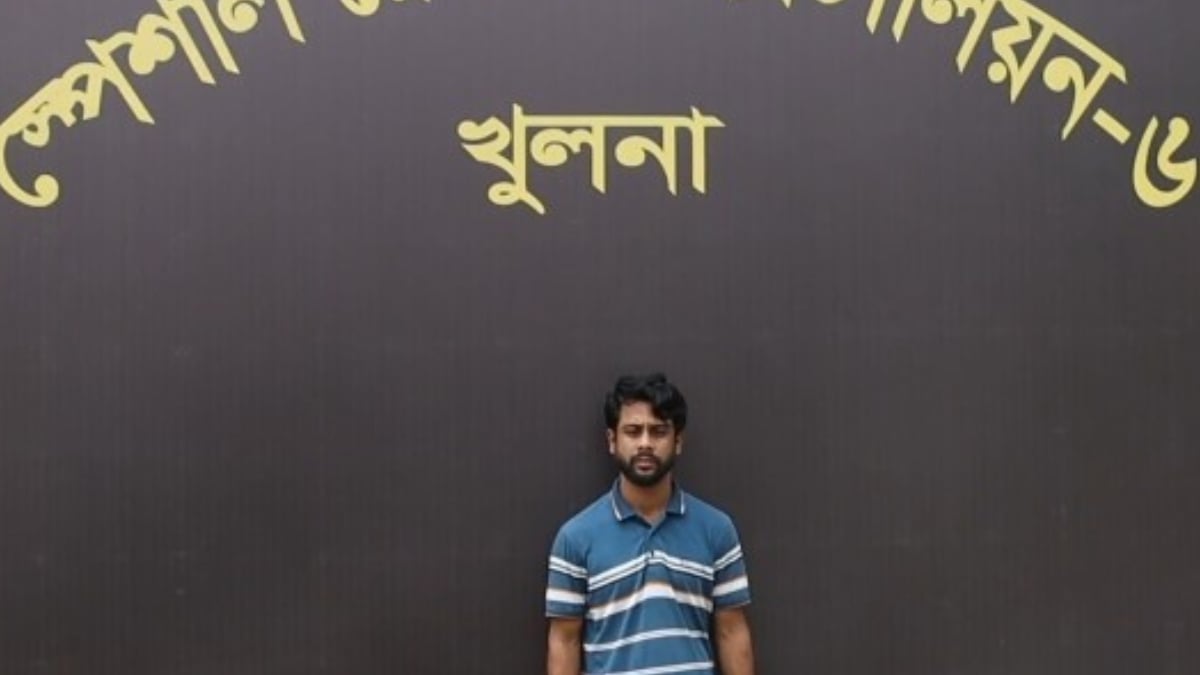 ভাত চুরির অভিযোগে শিক্ষার্থীকে ‘হত্যা’: সাবেক খুবি শিক্ষার্থী আটক