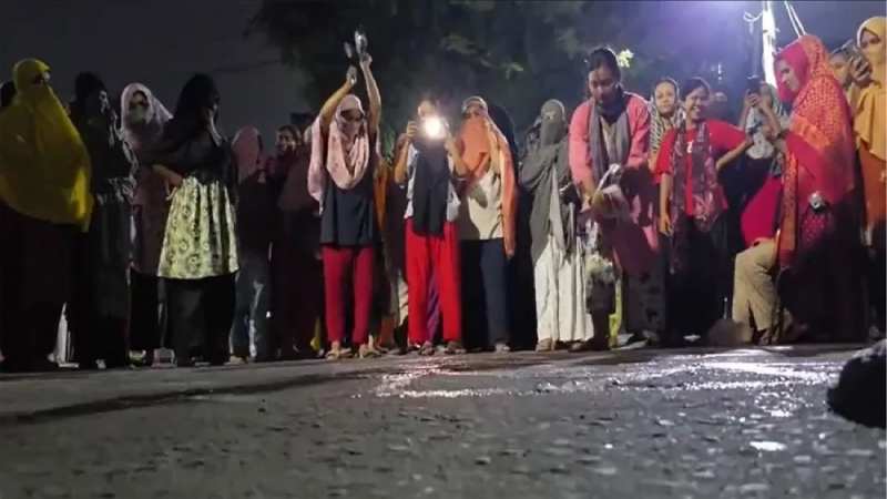 Students protest at Eden College demanding a politics-free campus