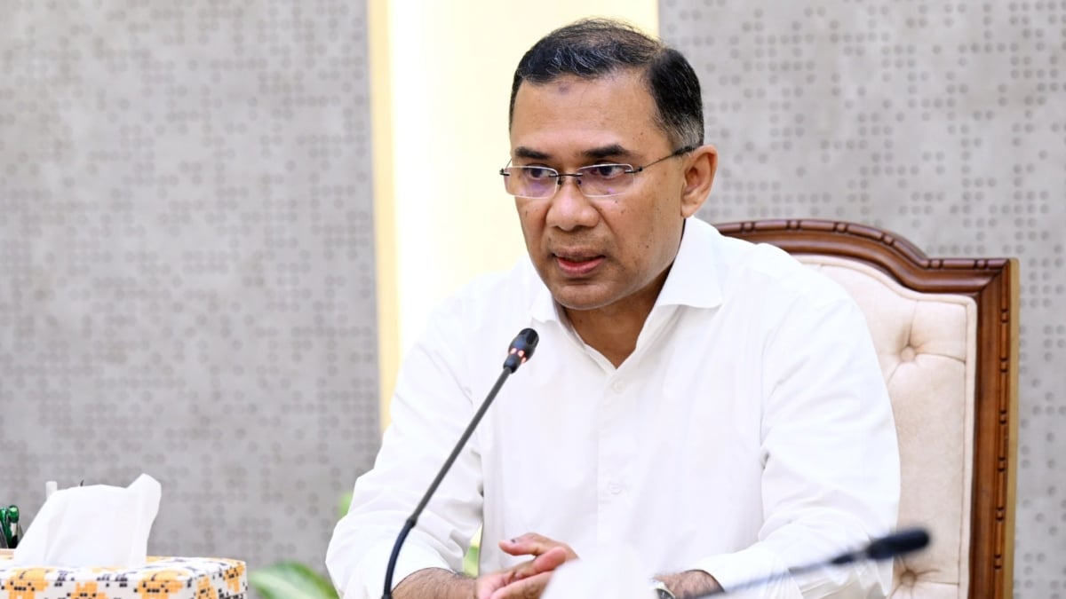 Tarique-Rahman-1st-Day-Secretariat-Meeting-As-PM