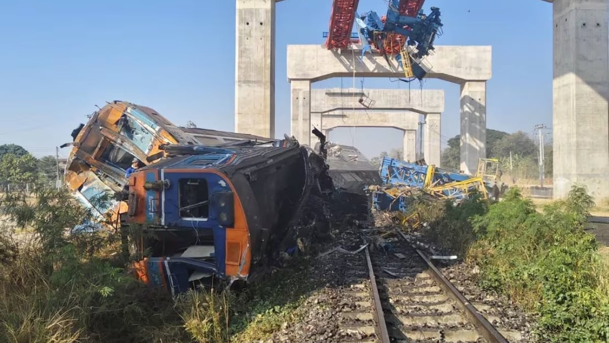 Thailand-Train-Accident
