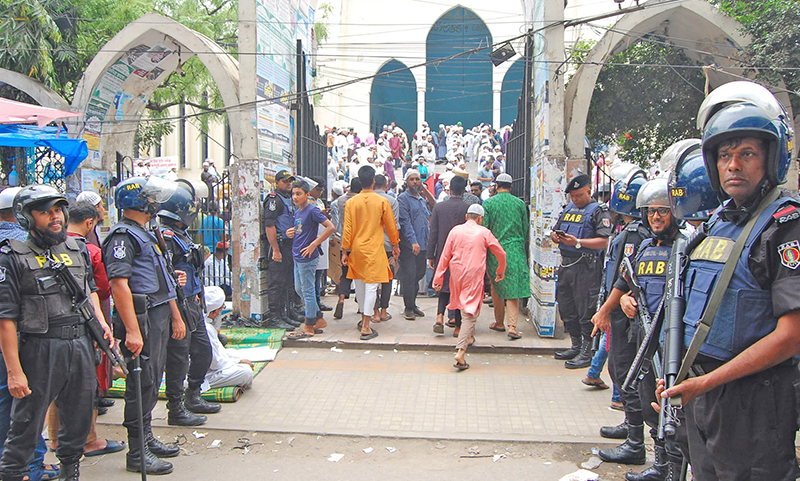 Tight-Security-At-Baitul-Mokarram-21-03-2025