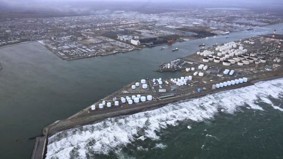 Tomakomai coast, Hokkaido, Japan, after earthquake-triggered tsunami advisory