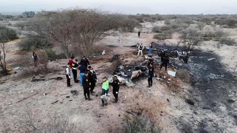 Tourist plane crashes in Peru_ 13 on board killed