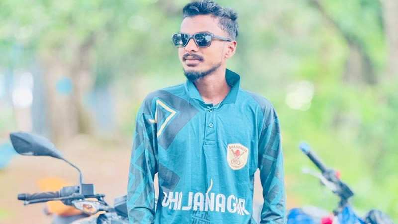 Two Bangladeshi HSC candidates killed in BSF firing at border