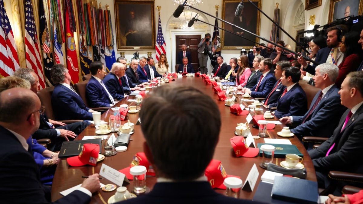 US President Donald Trump meets with his Cabinet at the White House on May 27