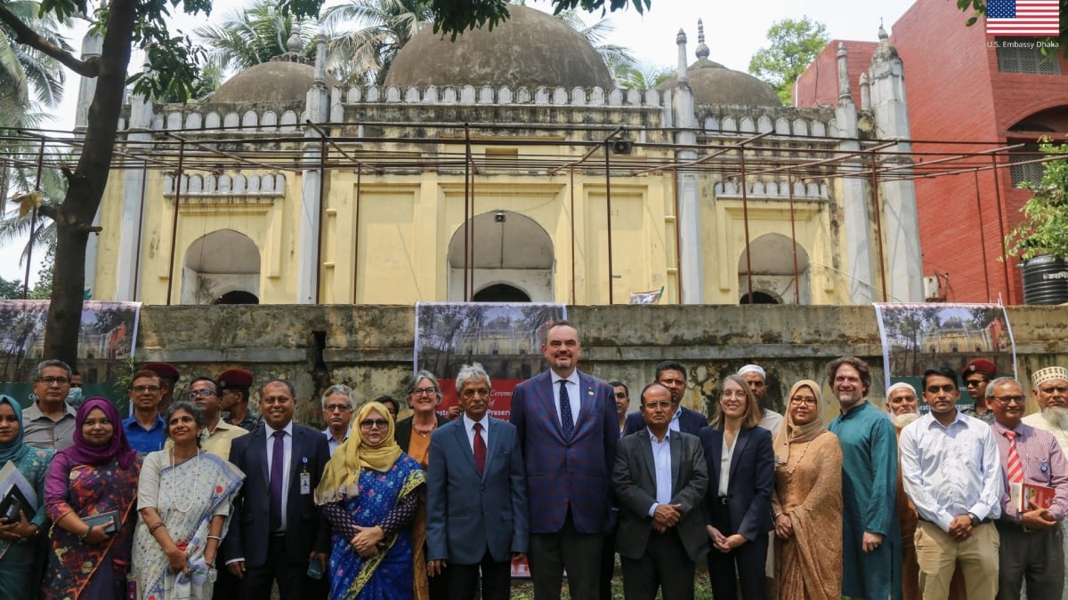 US grants $235,000 to restore Mughal-era Musa Khan Mosque