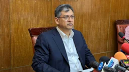 জমি দখল ঘিরে ‘সংঘর্ষ’, সালমান ‘ভিকটিমাইজড’: স্বরাষ্ট্রমন্ত্রী
