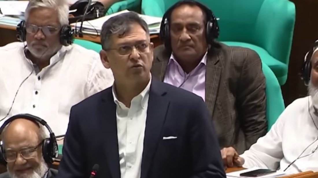 ইসলামী ব্যাংক ইসলাম নয়, মির্জা ফখরুল-জামায়াতও ইসলাম নয়: স্বরাষ্ট্রমন্ত্রী