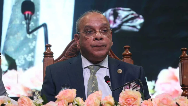৩ বিচারপতির কাছে ব্যাখ্যা চাইলেন প্রধান বিচারপতি