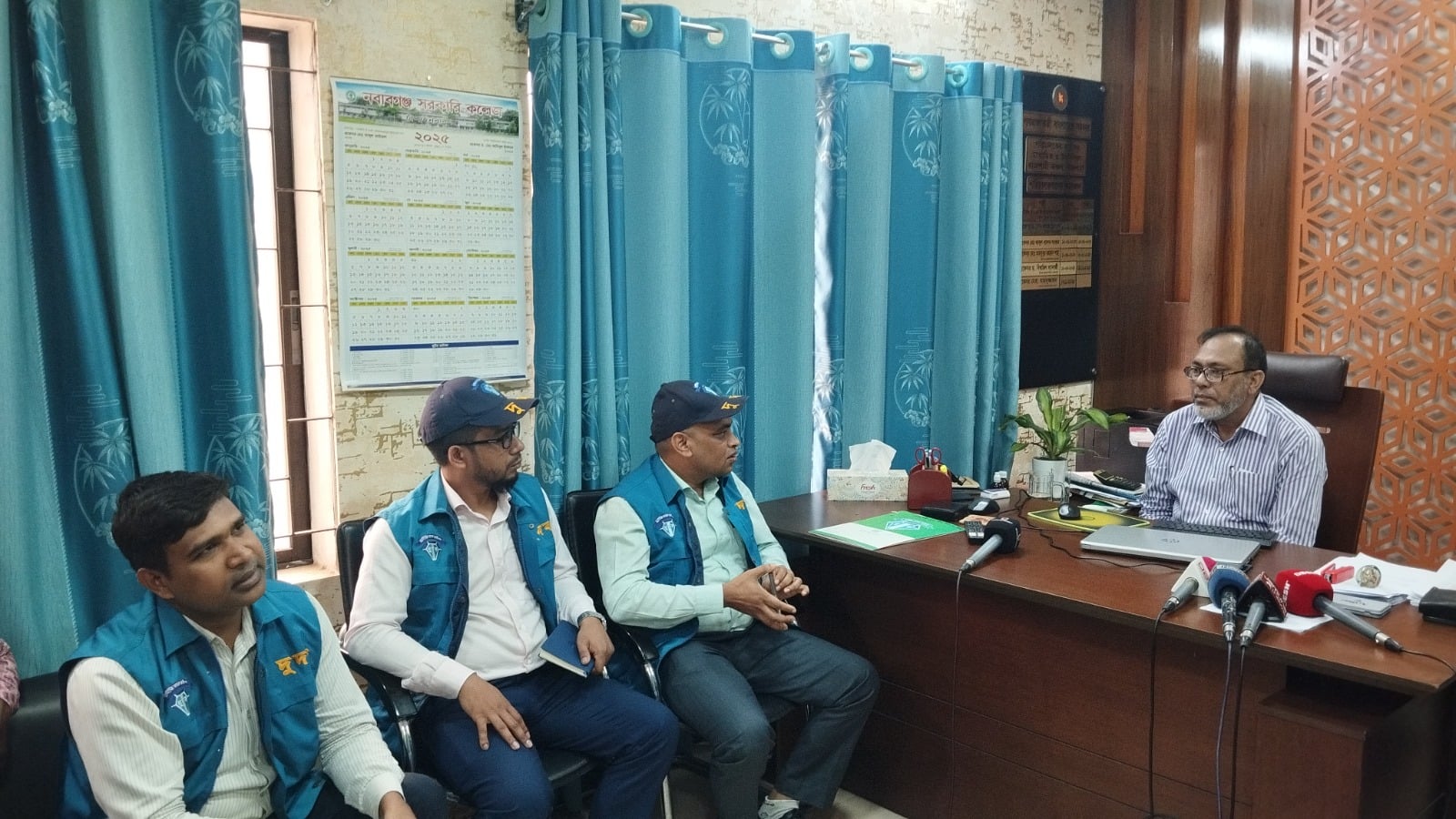 ‘ঘুষের জন্য’ আটকে রাখা হয় এমপিওভুক্তির ফাইল, দুদকের হানা