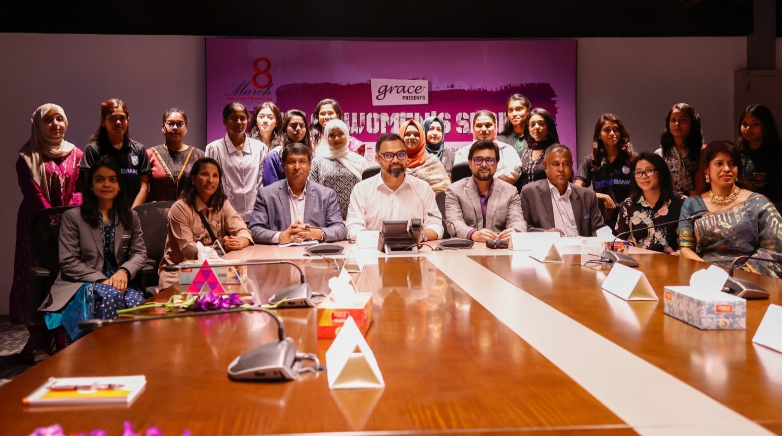 আন্তর্জাতিক নারী দিবসে ৫ ক্রীড়াবিদকে ডেইলি সানের সম্মাননা