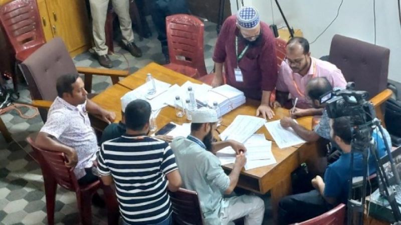 জাকসু নির্বাচন : তৃতীয় দিনেও চলছে ভোট গণনা