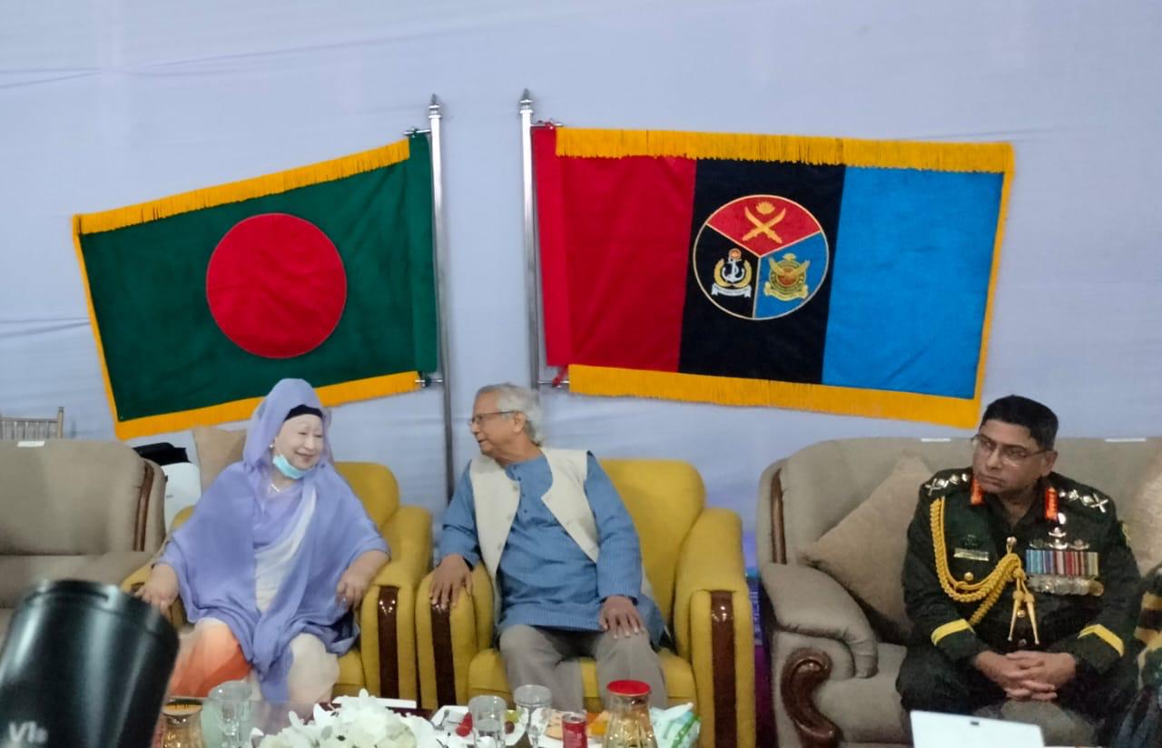 সেনাকুঞ্জে সংবর্ধনায় খালেদা জিয়া