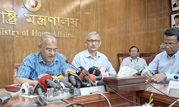 মডেল মেঘনার গ্রেপ্তার বেআইনি নয়— বললেন প্রধান উপদেষ্টার বিশেষ সহকারী