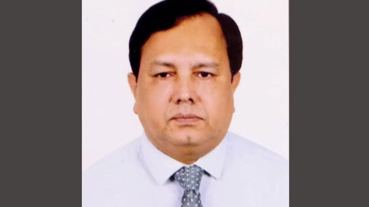 জনপ্রশাসনের নতুন সচিব আনোয়ার হোসেন