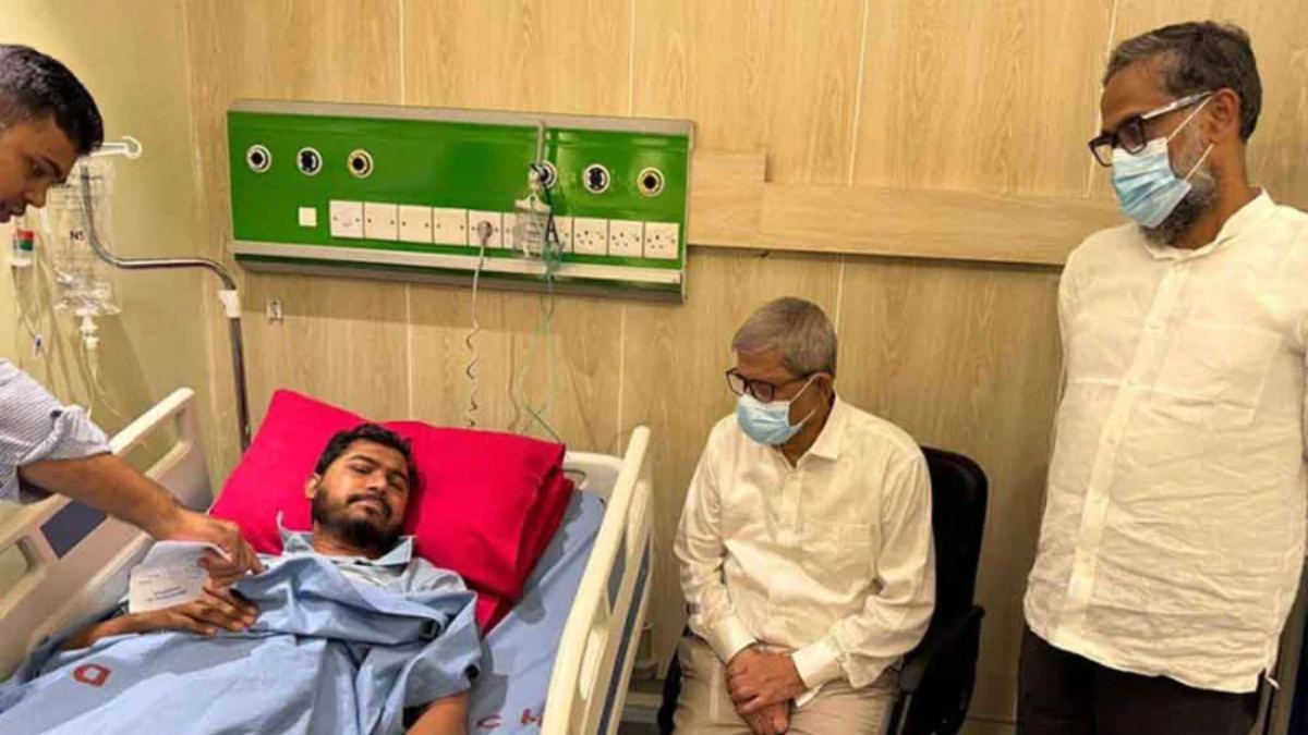 নুরকে দেখতে ঢামেকে মির্জা ফখরুল