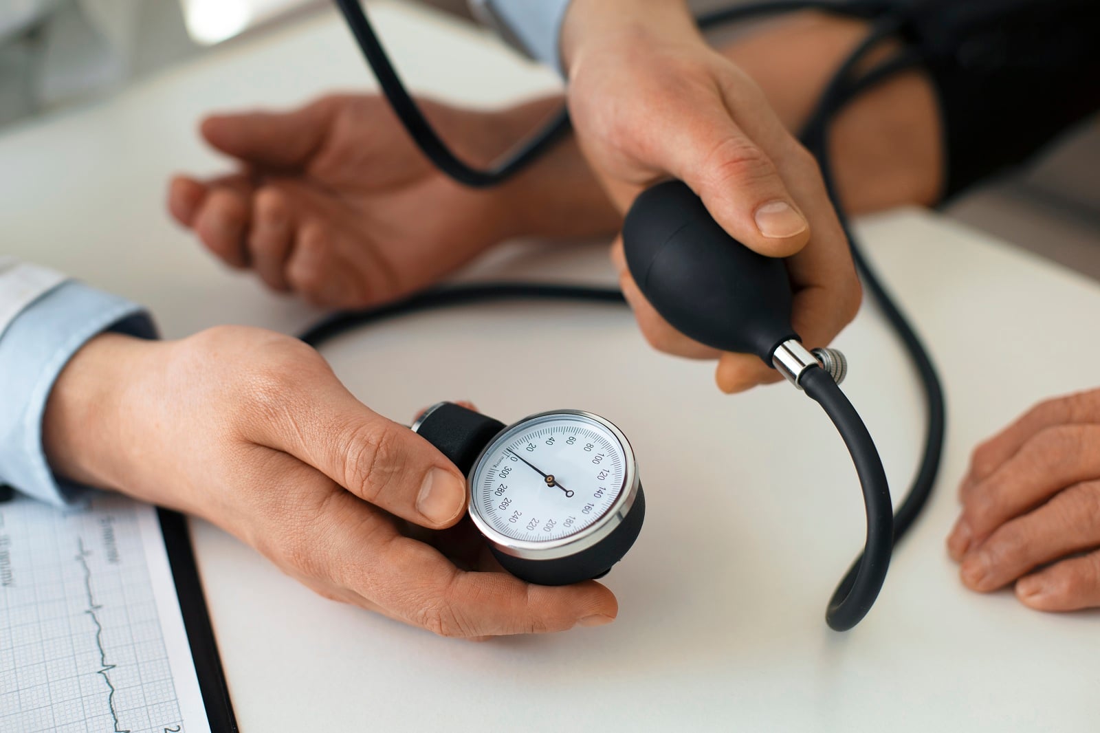 older-person-checking-their-blood-pressure-with-tensiometer
