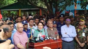 যশোরে ভবদহ পরিদর্শনে ৩ উপদেষ্টা, খননের দায়িত্বে সেনাবাহিনী