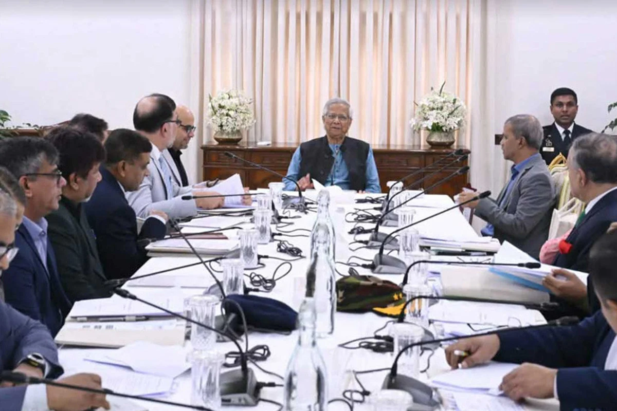 নির্বাচন ঘিরে সাইবার নিরাপত্তা জোরদারের নির্দেশ প্রধান উপদেষ্টার