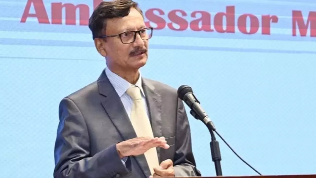 পররাষ্ট্র উপদেষ্টা..