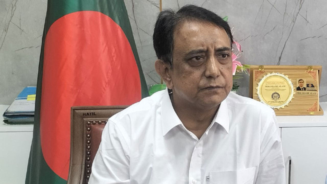 নবগঠিত বগুড়া সিটির প্রশাসক বিএনপি নেতা স্বাধীন