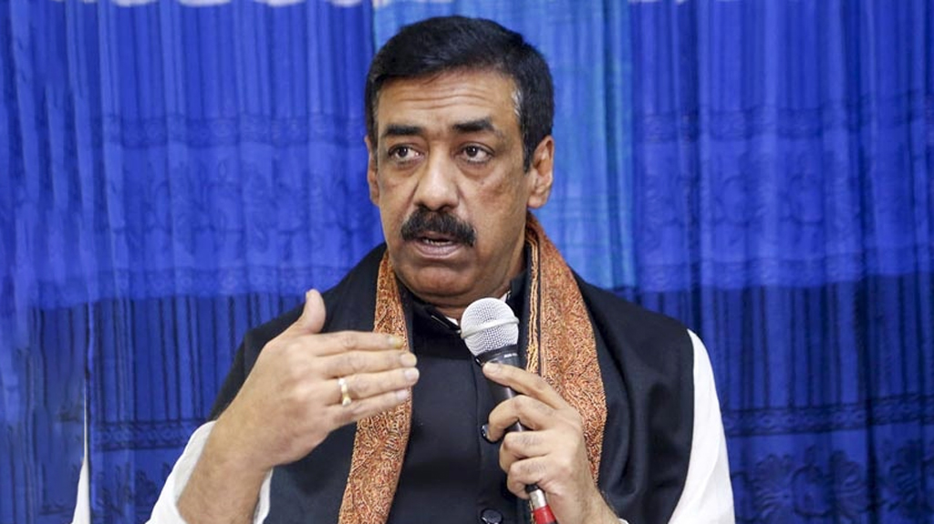 জুলাইয়ে মানবতাবিরোধী অপরাধে শামীম ওসমানসহ ১২ জনের বিচার শুরু