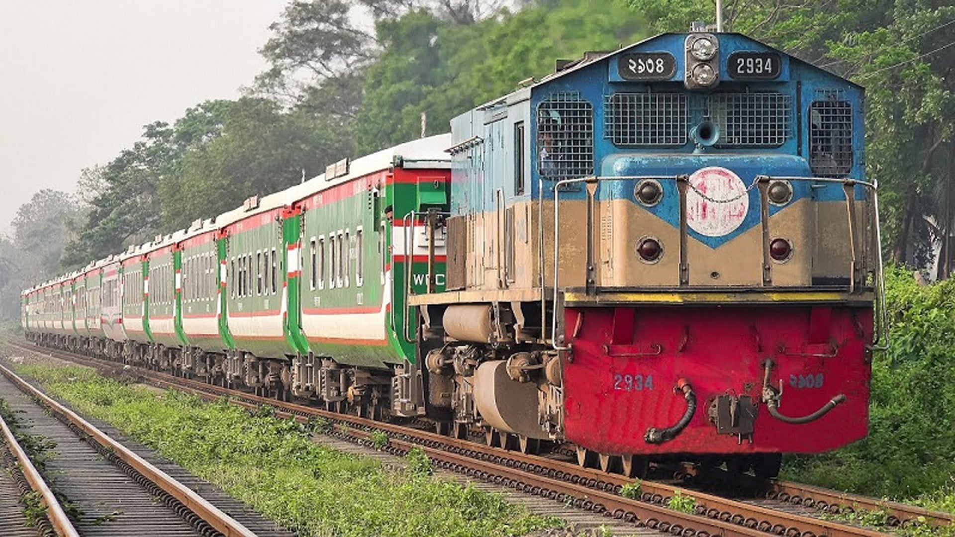 ঈদে নারীদের জন্য ট্রেনে পৃথক কামরা বরাদ্দের নির্দেশ